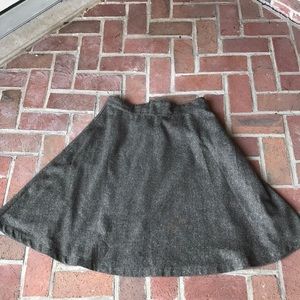 Vintage skirt with POCKETS!